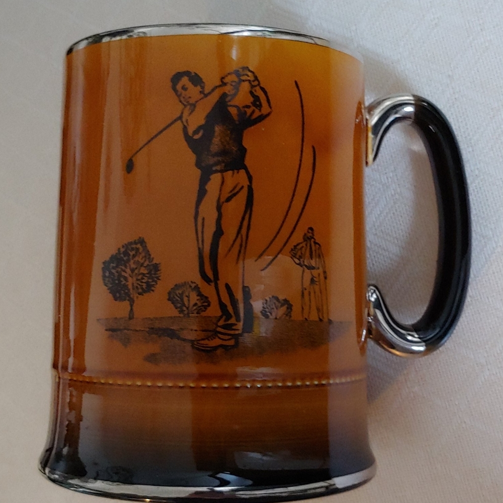 Golf  drinking mug.plastic